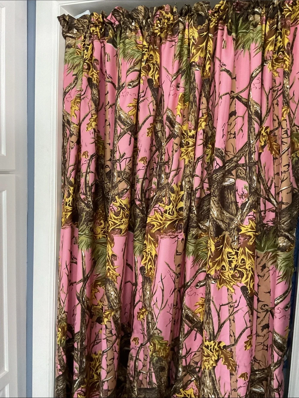 🍁 The Woods 6 piece curtain panels.